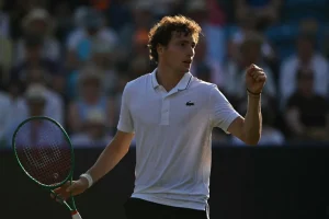 Eastbourne : Humbert craque, Bergs décroche son premier titre ATP !