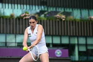 Elsa Jacquemot battue par Naomi Osaka au premier tour de Wimbledon