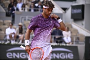 Flavio Cobolli, qualifié pour la finale de Roland-Garros sur forfait de son ami Matteo Arnaldi : « Quand j&rsquo;ai appris la nouvelle, j&rsquo;ai presque pleuré »