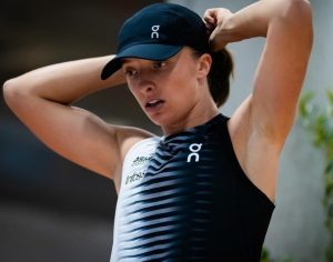 Iga Swiatek appelle au dialogue face à la montée des menaces de boycott dans le tennis