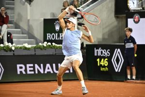« Il n&rsquo;était pas capable de poser son pied au sol » : longtemps blessé et incapable de jouer, Matteo Arnaldi revit à Roland-Garros
