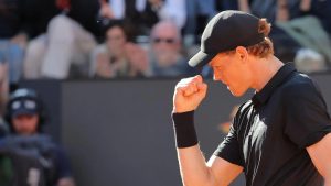 Jannik Sinner a su profité de son élimination précoce à Roland-Garros.
