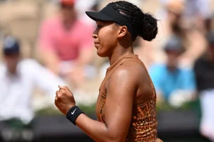 « Je m’excuse de ne pas avoir pu finir » : Naomi Osaka réagit après son abandon en finale