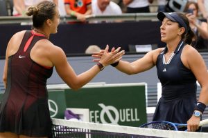 Jessica Pegula sort Aryna Sabalenka et se qualifie pour la finale de Berlin