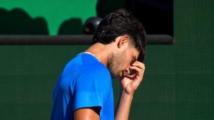 John McEnroe « déprimé » par l&rsquo;absence de Carlos Alcaraz à deux tournois du Grand Chelem