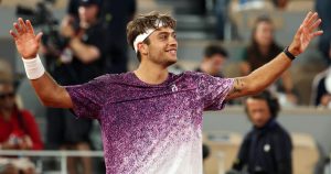 Jour 11 à Roland-Garros: Cobolli fait comme Nadal, les larmes de Berrettini, la frustration d&rsquo;Auger-Aliassime et le bonheur de Chwalinska