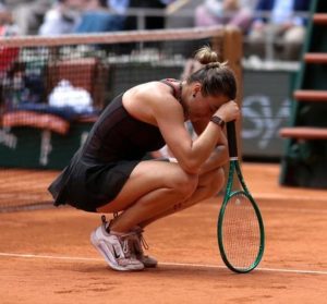 Le coach de performance d&rsquo;Aryna Sabalenka explique son commentaire viral sur le fait de « quitter le tennis ».