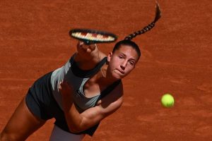 Le programme de Roland-Garros du lundi 1er juin, avec Diane Parry, Aryna Sabalenka et Félix Auger-Aliassime