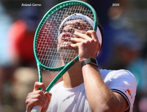 Mensik renverse Fonseca à Roland-Garros et file en demi-finale