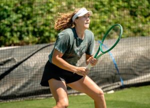 Mirra Andreeva découvre le chemin envisagé vers le titre de Bad Homburg lors de son premier tournoi après Roland-Garros.