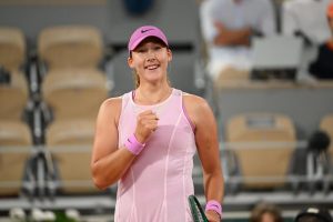 Mirra Andreeva écrase Sorana Cirstea sur la route des demi-finales de Roland-Garros