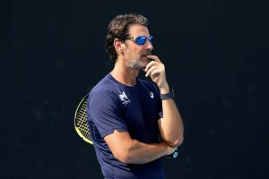 Mouratoglou ne doute pas de Sinner : « Ce qui s’est passé à Roland-Garros n’affectera pas sa confiance »