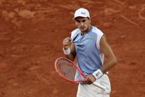 Personne ne l’attendait à ce niveau-là : qui est Matteo Arnaldi, la sensation de Roland-Garros ?