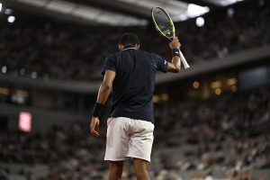 Pourquoi le toit du central a-t-il été fermé lors du quart de finale entre Flavio Cobolli et Félix Auger-Aliassime alors qu&rsquo;il ne pleuvait pas à Roland-Garros ?