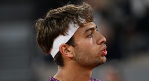 Roland Garros > Guy Forget sur Cobolli, dépassé par Zverev dans le premier set : « C&rsquo;est un début catastrophique. J&rsquo;ai observé minutieusement son échauffement et il n&rsquo;a pas tapé deux balles de suite à la même longueur »
