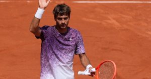Roland-Garros : Flavio Cobolli concède un set mais rejoint les quarts de finale