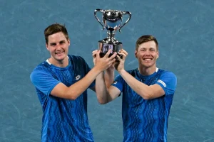 Roland-Garros : Halys et Herbert s’inclinent en demi-finales du double contre la paire Heliovaara/Patten