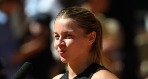 Roland Garros > Maja Chwalinska à Mirra Andreeva, qui l&rsquo;a battue en finale : « C&rsquo;est vraiment agaçant de te voir si jeune et si talentueuse »