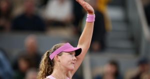 Roland-Garros : Mirra Andreeva surclasse Sorana Cirstea et s&rsquo;offre le premier ticket pour la demi-finale