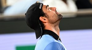 Roland Garros > Tsonga, après l&rsquo;abandon de Berrettini en quarts de finale : « Je suis dépité pour lui. Ça me replonge dans des mauvais souvenirs »