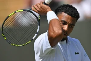Sprint, réflexes : Arthur Fils à l&rsquo;entraînement sur piste avant Wimbledon