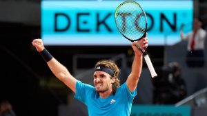 Stefanos Tsitsipas met enfin un terme à sa collaboration avec son père Apostolos en tant qu&rsquo;entraîneur.