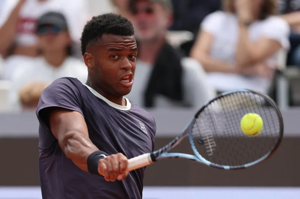 Stuttgart : Mené 5-2 dans le 3e set, Mpetshi Perricard réalise une belle remontée, Halys éliminé au premier tour