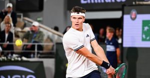 Tennis – Roland-Garros (H) : Mensik pas inquiet pour sa jambe