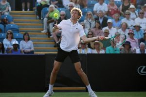 Ugo Humbert s&rsquo;incline en finale de l&rsquo;ATP 250 d&rsquo;Eastbourne face à Zizou Bergs, qu&rsquo;il retrouvera mardi à Wimbledon