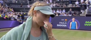 WTA – Berlin > Paula Badosa en larmes après sa victoire contre Coco Gauff : « Si je suis émue, c&rsquo;est parce que je pense que je me suis enfin retrouvée sur le court »