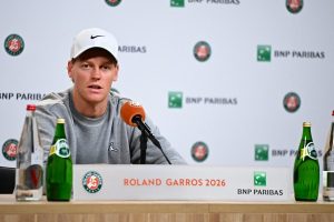 les stars du circuit, dont Sabalenka et Sinner, renoncent finalement à écourter leurs obligations médiatiques