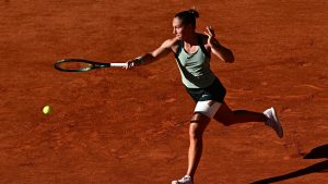 Parry-Chwalinska, le duel des joueuses sans hôtel à Roland-Garros