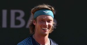 ATP – Estoril > Rublev répond à un journaliste qui le félicite : « J&rsquo;ai fait combien de first cette année ? Presque Autant. »