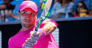 ATP Gstaad: Raphaël Collignon accède au 2e tour sur la terre battue suisse