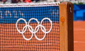 ATP, Jeux Olympiques > « Le calendrier du tennis sur les JO de Los Angeles est un véritable cirque. Le 16 juillet, Wimbledon se termine, et trois jours plus tard, sur un autre continent et sur une autre surface, la course aux médailles commence », s&rsquo;indigne le journaliste, Dominik Senkowski