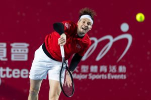 Alexander Bublik fait une remarque hilarante sur ses cinq doubles fautes en un seul jeu