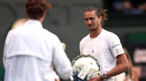 Alexander Zverev rejoint Roger Federer et Novak Djokovic dans une performance de Grand Slam indésirable.