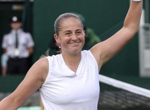 Andrea Petkovic affirme que Jelena Ostapenko a tenté une ruse psychologique contre Aryna Sabalenka