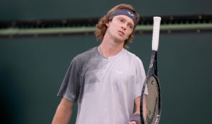Andrey Rublev s&rsquo;est « évaporé » après sa défaite surprise à Estoril et a annulé sa conférence de presse.
