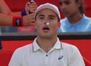 Arthur Fery s&rsquo;engage à résoudre ses « saignements de nez » gênants lors de son parcours de rêve à Wimbledon.
