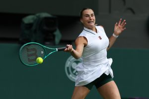 Aryna Sabalenka surclasse Jelena Ostapenko et se prépare à affronter Naomi Osaka