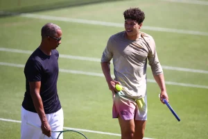 Bryan Shelton cash sur son fils Ben : « Il y a des moments où il se saborde »