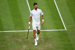 Djokovic surclasse Tsitsipas à Wimbledon et retrouvera Rinderknech au troisième tour