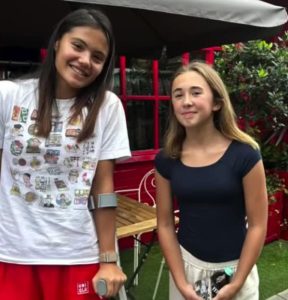 Emma Raducanu toujours sur des béquilles plus d&rsquo;une semaine après son retrait de Wimbledon