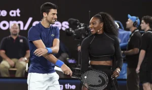 En pleine convalescence, Serena Williams s&rsquo;affiche avec un accessoire… signé Novak Djokovic