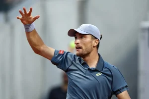 Gstaad : Mené 6-1, 5-3, Collignon réalise un incroyable come-back et file en finale