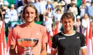 Gstaad : la vidéo virale de Tsitsipas et Ruud qui s&rsquo;affrontent… depuis leur balcon !