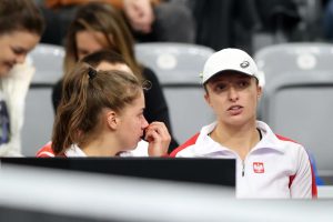 Iga Swiatek adresse un message à Maja Chwalinska après sa blessure « cruelle » à Wimbledon