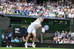 Jannik Sinner ne survole pas son deuxième tour de Wimbledon mais passe en trois sets contre Nuno Borges