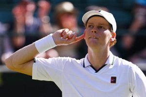Jannik Sinner, qualifié pour les 8es de finale de Wimbledon : « Un petit pas en avant »